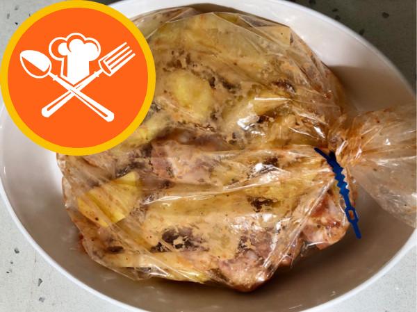 Μπούτι κοτόπουλου σε σακούλα φούρνου